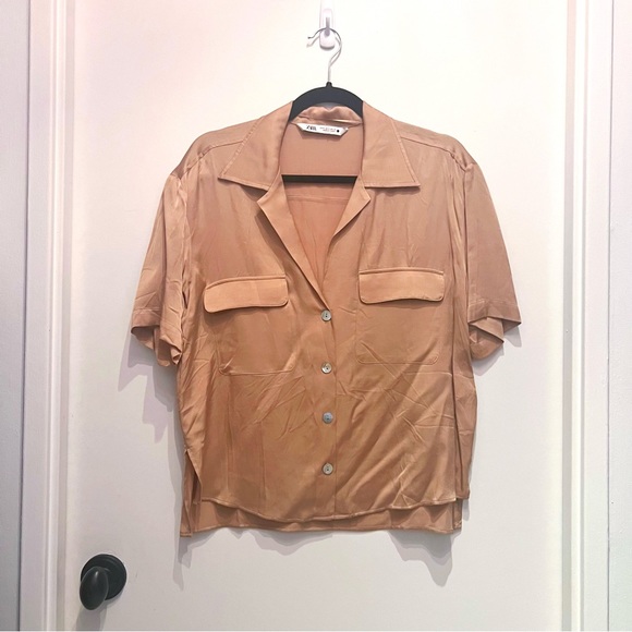 Zara Button Up - Picture 1 of 3